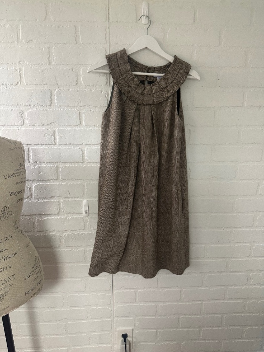 Vera Wang dress